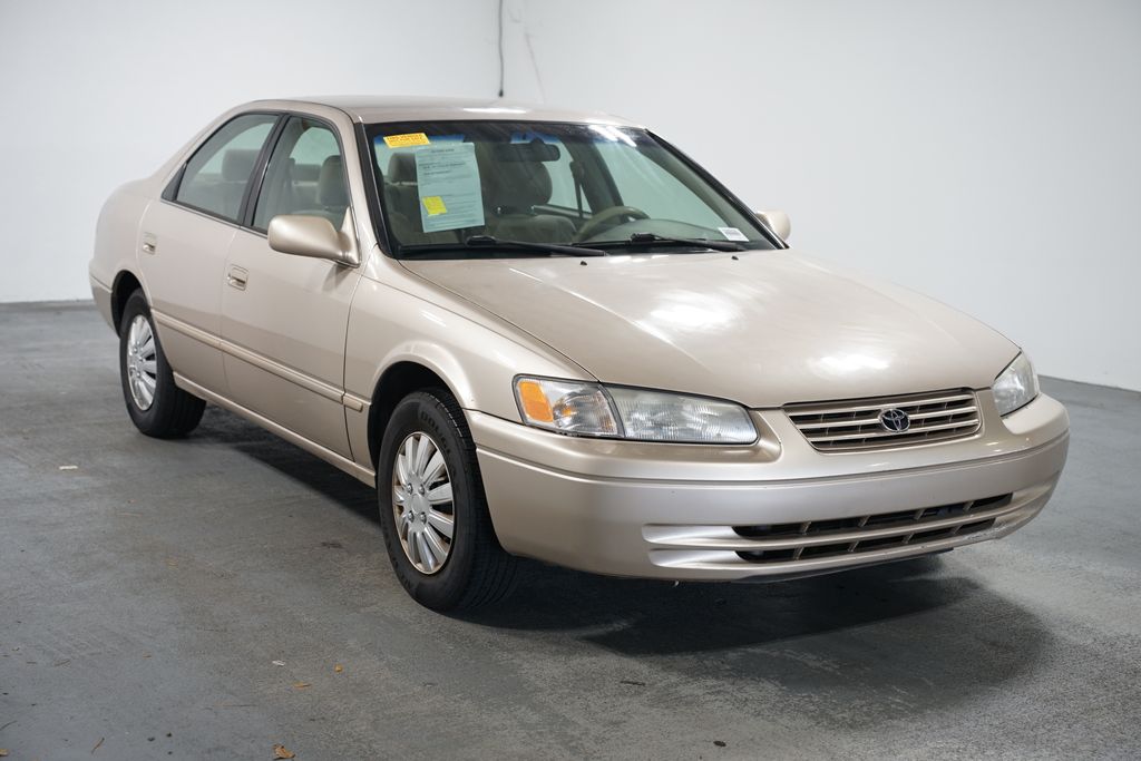 Thumbnail: 1997 Toyota Camry - 3