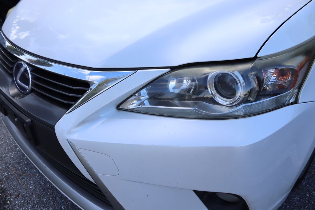 Thumbnail: 2015 Lexus CT - 3