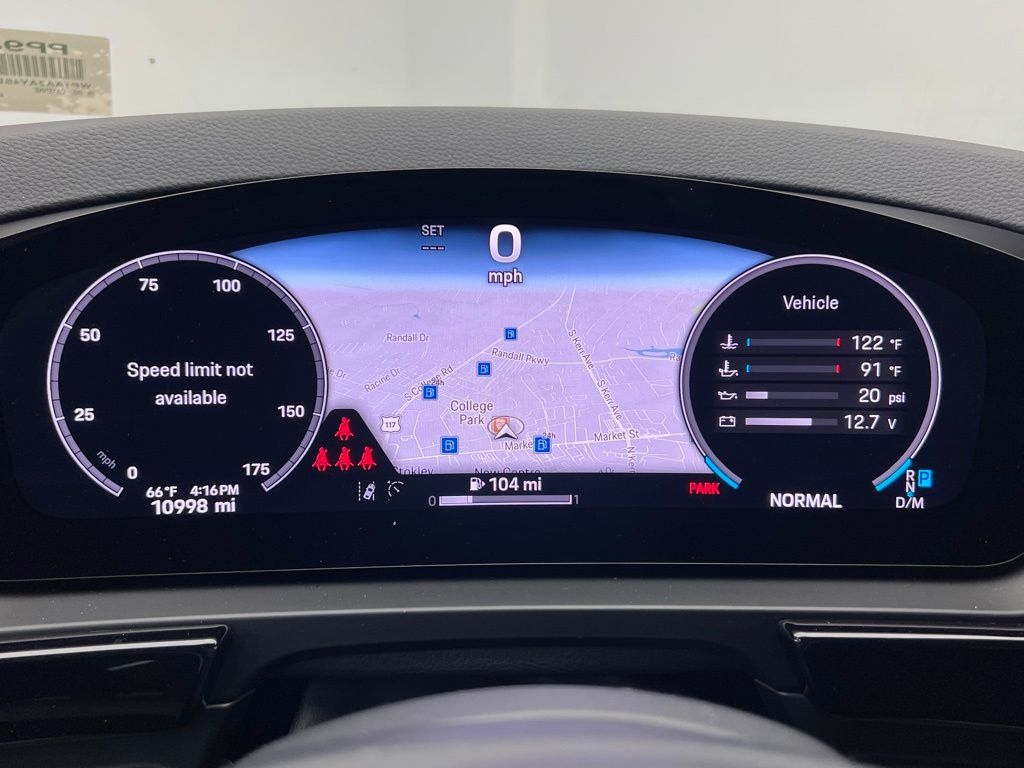 Thumbnail: 2025 Porsche Cayenne - 10