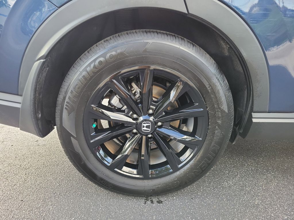 View vehicle photo 6