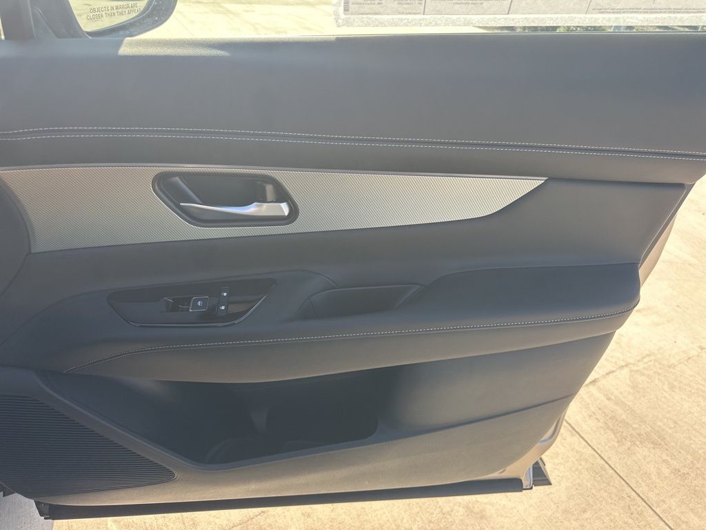 2025 Champagne Silver Metallic Nissan Murano SL AWD SUV
