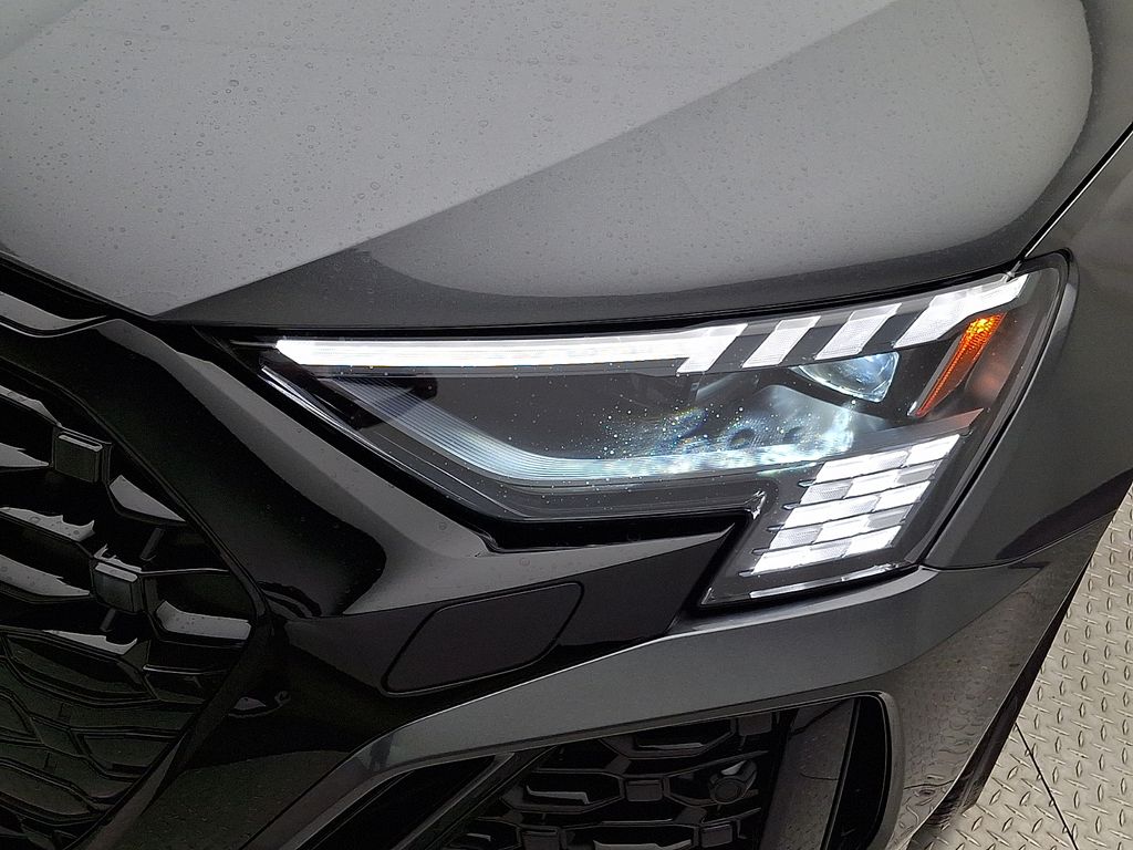 Thumbnail: 2024 Audi RS 3 - 9