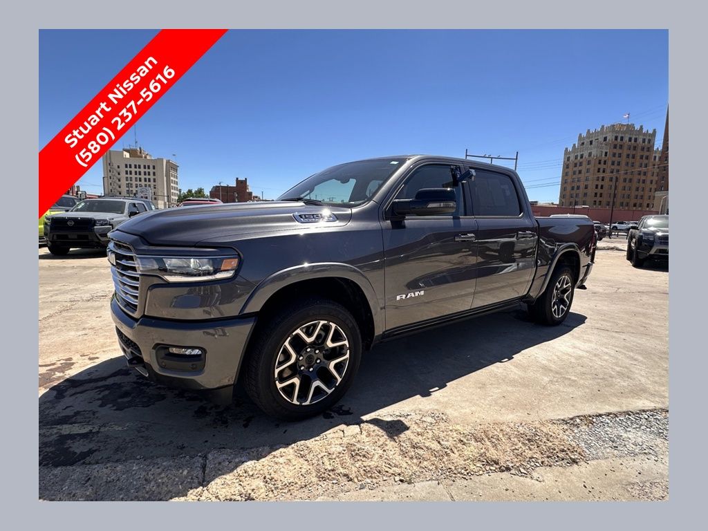 2026 RAM 1500 Laramie Crew Cab 4WD