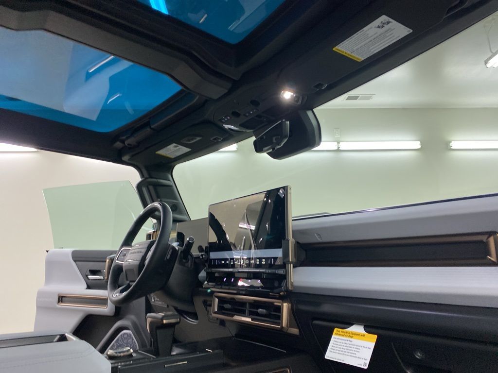 2025 GMC HUMMER EV SUV 2X photo