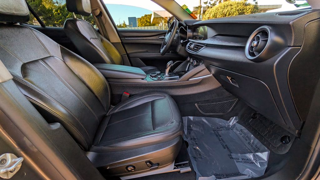 Used 2018 Alfa Romeo Stelvio Base 4D Sport Utility