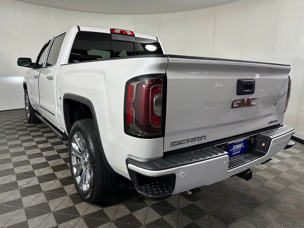 Photo 3 of 2017 GMC Sierra 1500 Denali