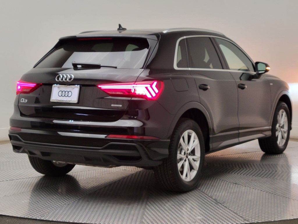 Thumbnail: 2025 Audi Q3 - 5