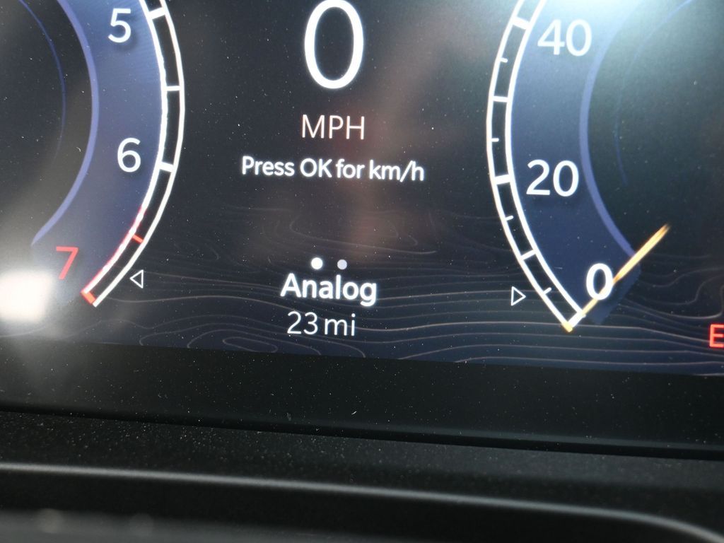 Used 2024 Silver Zynith Jeep Laredo image 11