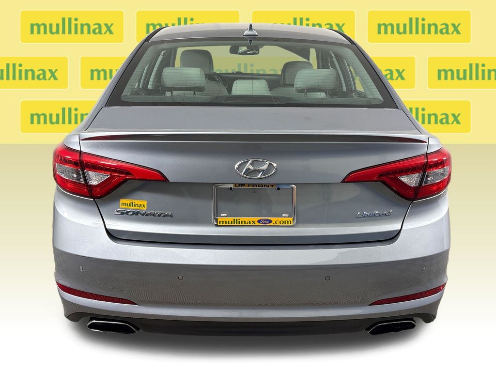 Used 2017 Gray Hyundai Limited image 9