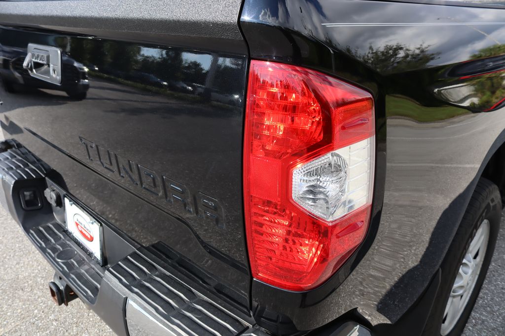 Thumbnail: 2020 Toyota Tundra - 9