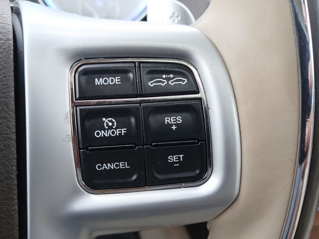 Used Car 2012 Chrysler 300  C Luxury Series For Sale Under $15,000 In Austin, Texas