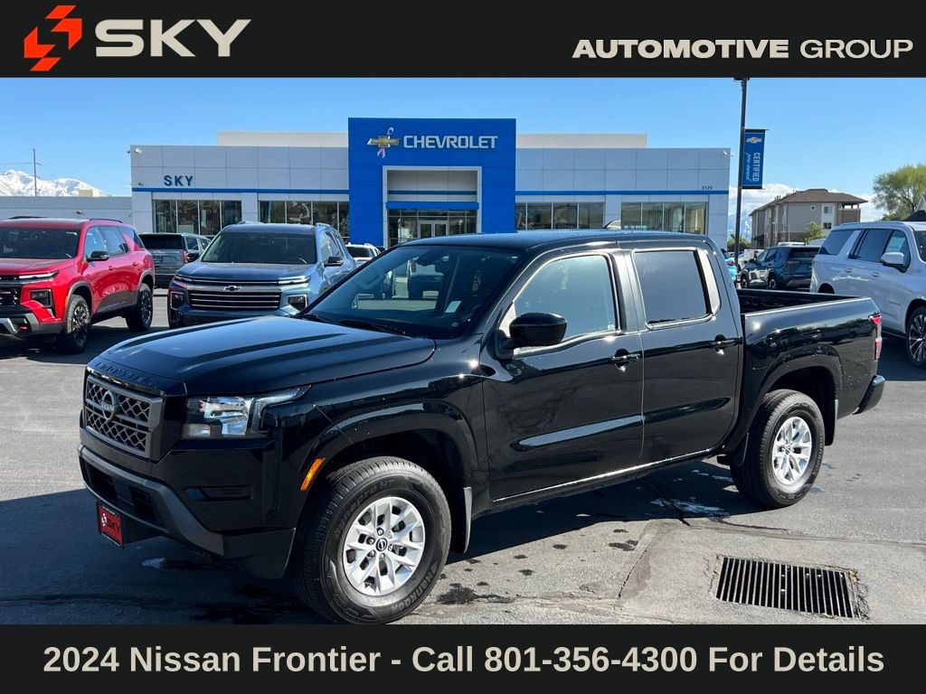 Super Black 2024 Nissan Frontier SV Crew Cab 4WD Pickup Truck Four-Wheel Drive 9-Speed Automatic Overdrive