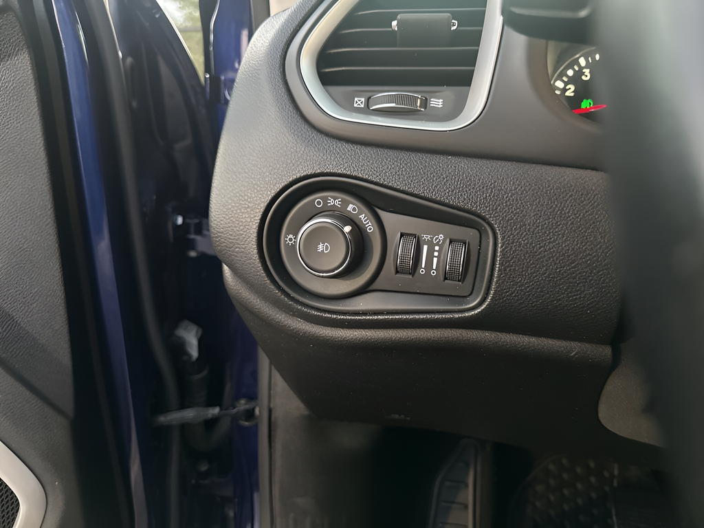 Used Car 2018 Jeep Renegade  Latitude For Sale Under $15,000 In Austin, Texas