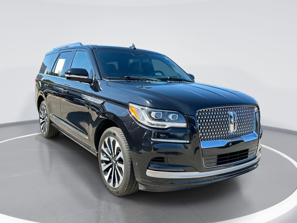 2022 Lincoln Navigator Reserve Black at Gullo Toyota