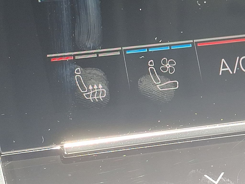 2022 Audi S8 4.0T 24