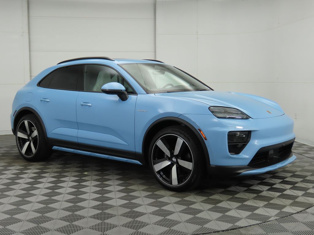 Thumbnail: 2025 Porsche Macan - 9