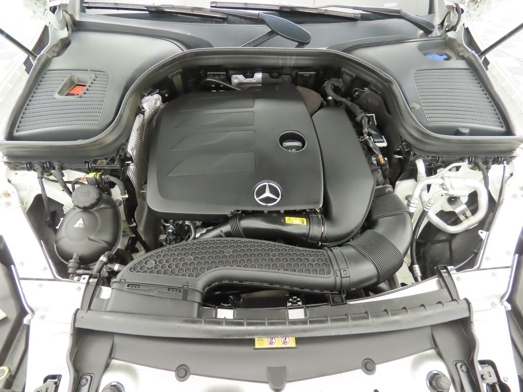 2021 Mercedes-Benz GLC 300 29