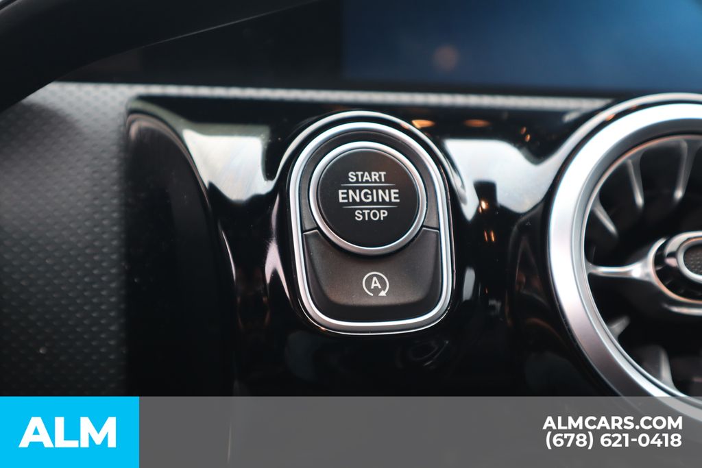 Used 2022 Gray Mercedes-Benz A 220 image 32
