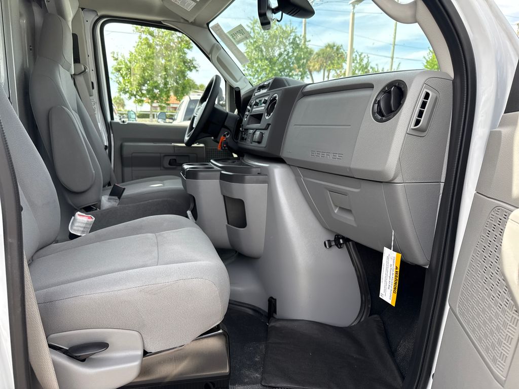 New 2026 White Ford Base image 21