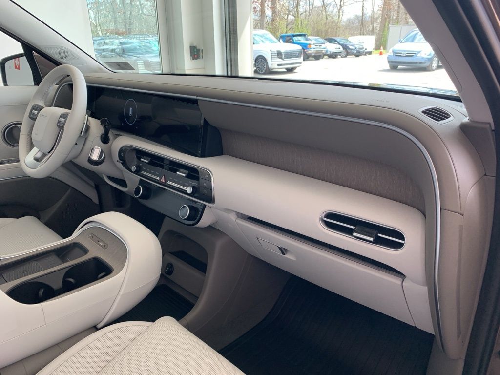 New 2026 Brown Hyundai SEL image 23