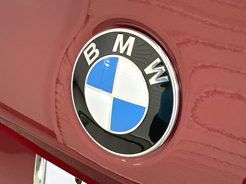 Thumbnail: 2027 BMW 5 Series - 22