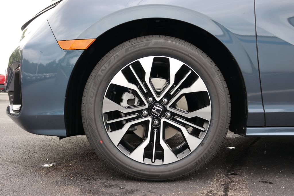 Thumbnail: 2026 Honda Odyssey - 10