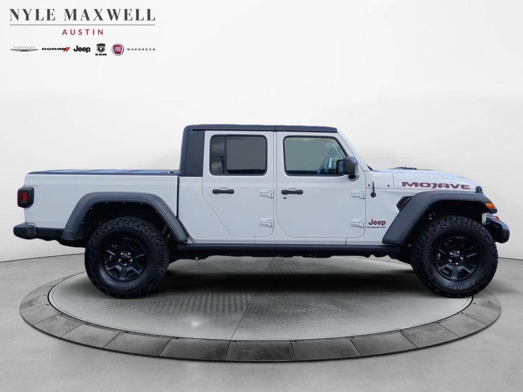 Used Car 2022 Jeep Gladiator  Mojave For Sale Under $35,000 In Austin, Texas