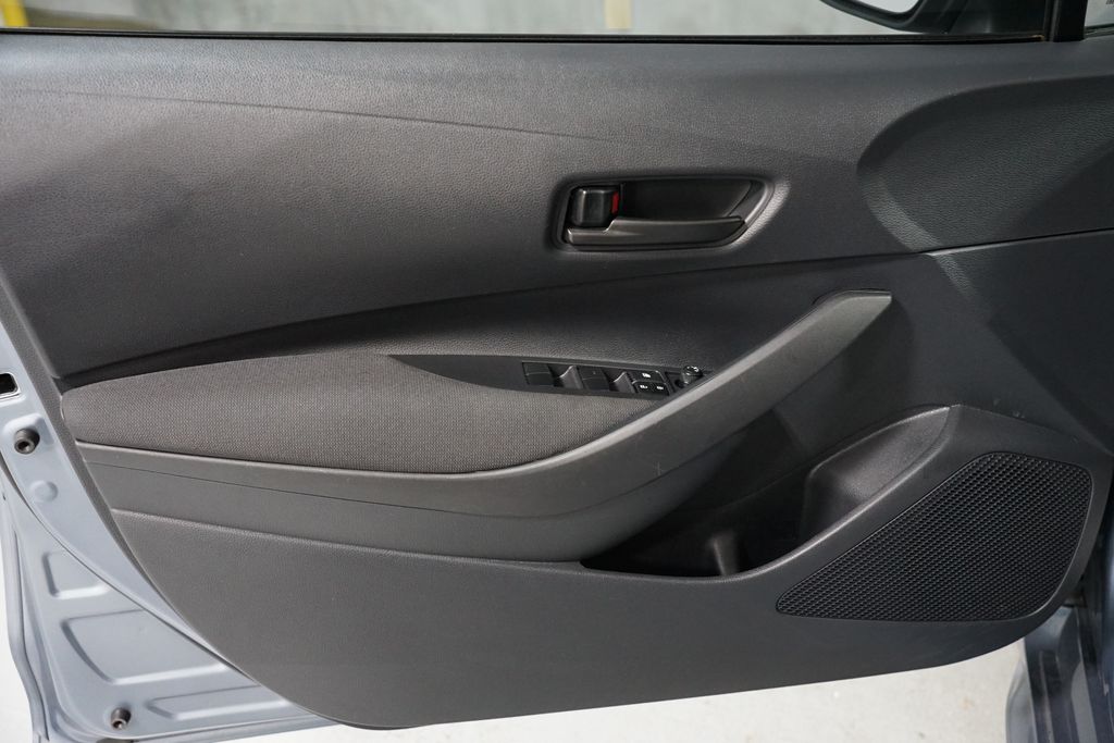 Thumbnail: 2025 Toyota Corolla - 27