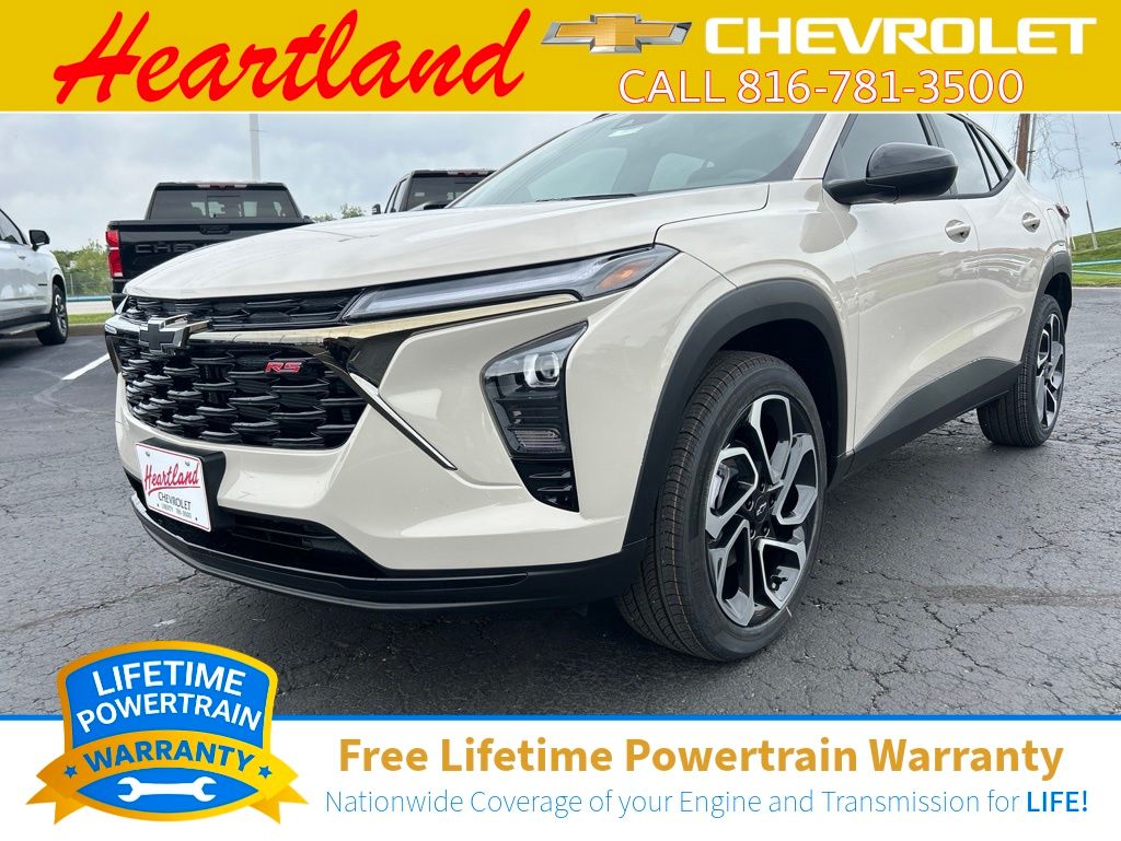 White Sands 2026 Chevrolet Trax RS with 2RS FWD SUV / Crossover Front-Wheel Drive 6-Speed Automatic