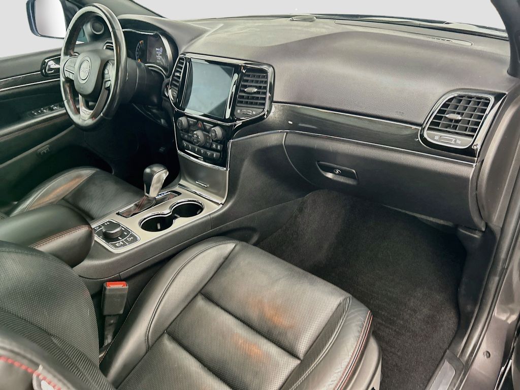 Thumbnail: 2021 Jeep Grand Cherokee - 16