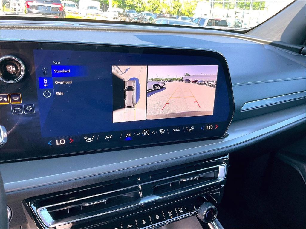 2024 Chevrolet Traverse — photo 20