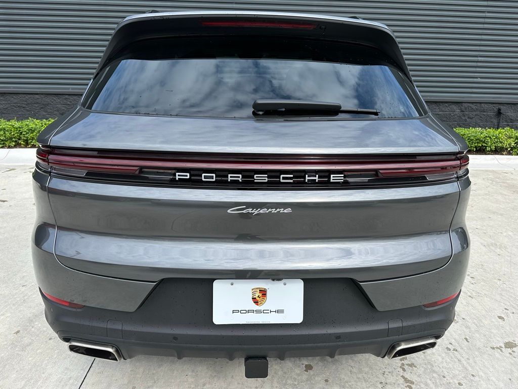 2024 Porsche Cayenne  11