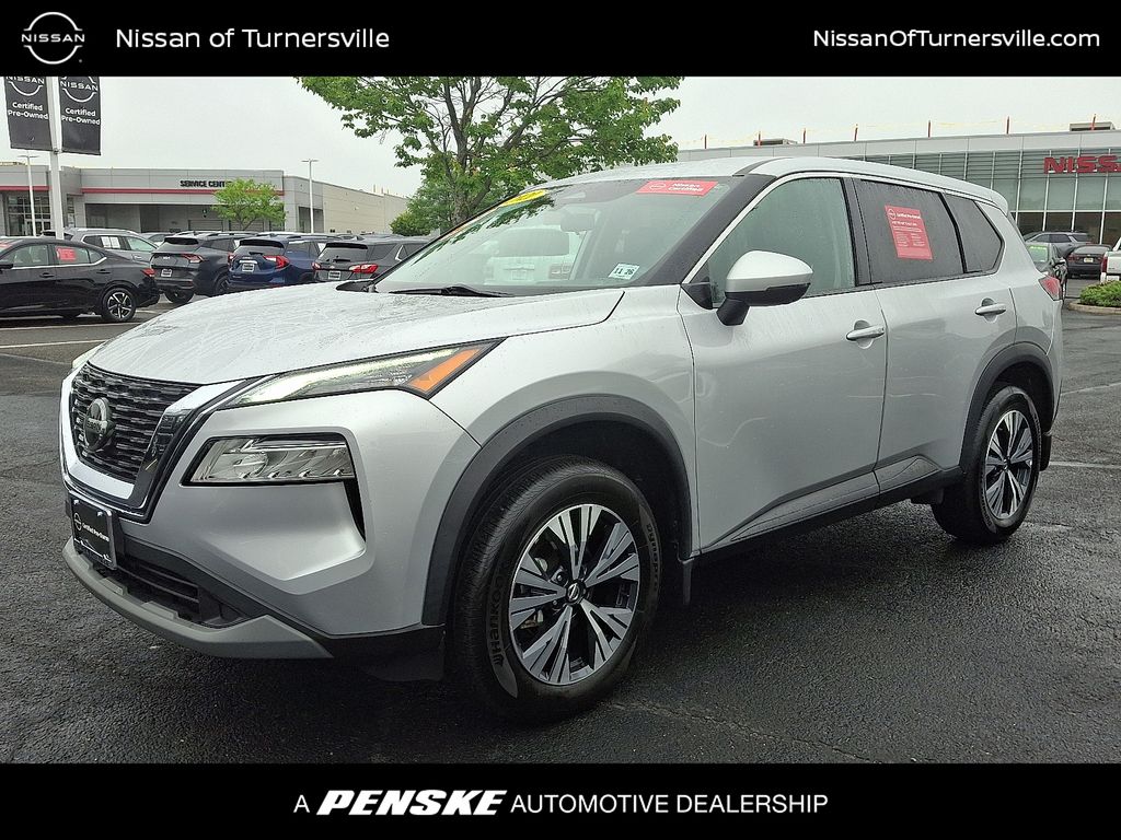 2021 Nissan Rogue SV Hero Image