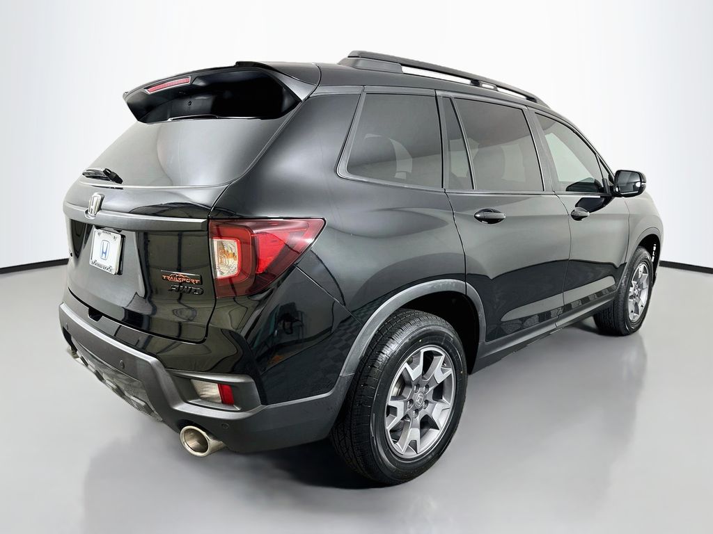 Thumbnail: 2023 Honda Passport - 5