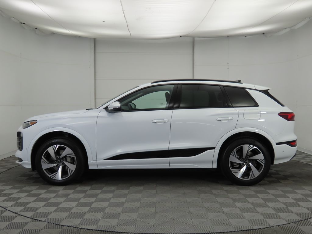2025 Audi Q6 e-tron Premium 8
