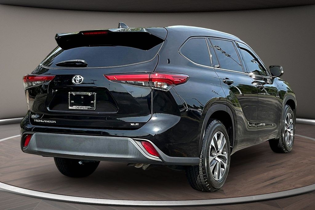 Used 2022 Toyota Highlander SUV