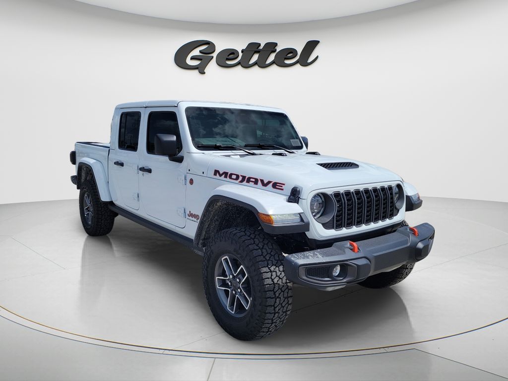 New 2026 White Jeep Mojave image 3
