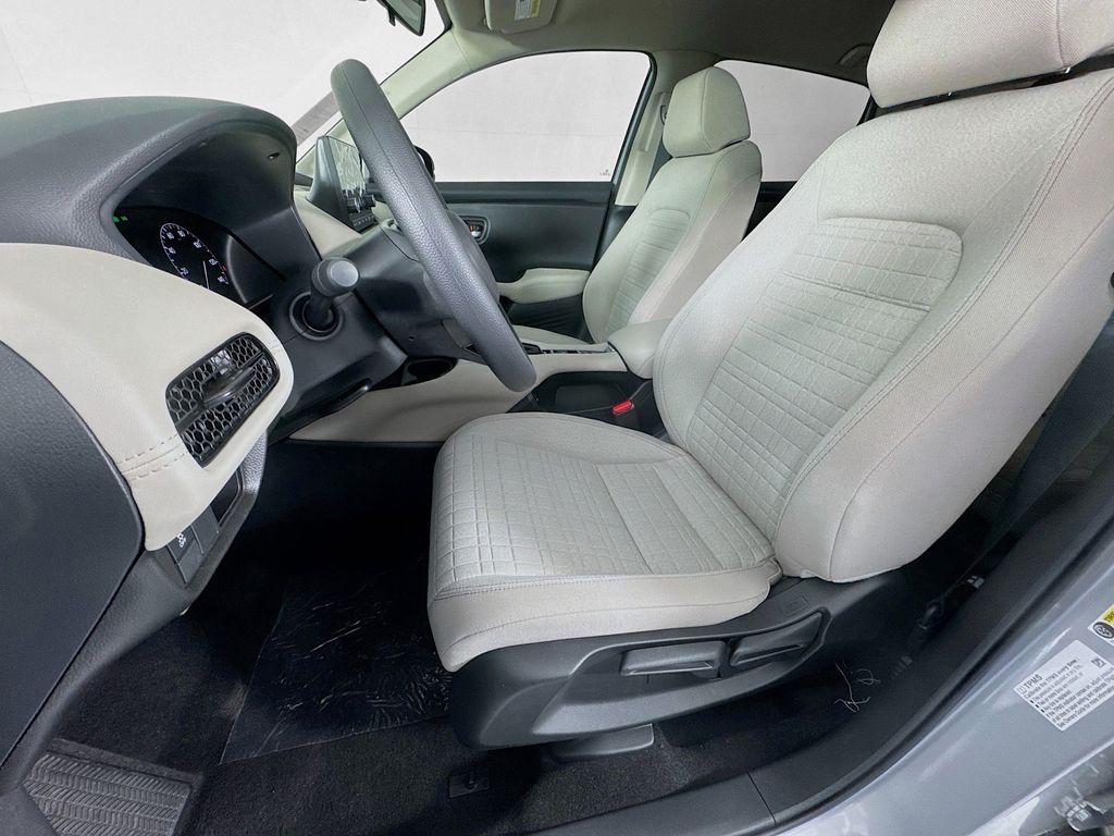 Used Car 2025 Honda Hr-v  Lx For Sale Under $30,000 In Austin, Texas