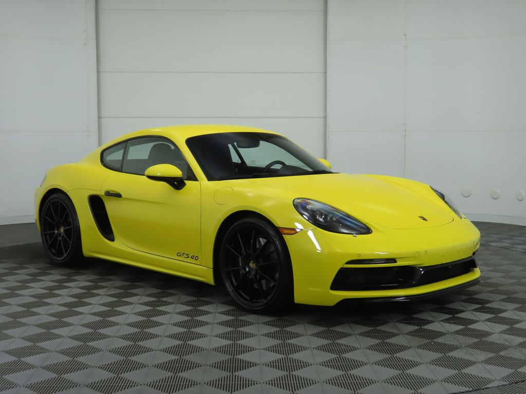 2023 Porsche 718 Cayman GTS 3