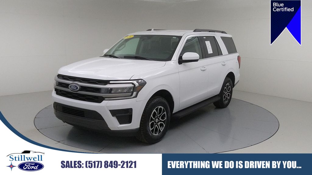 Oxford White 2024 Ford Expedition XLT 4WD SUV / Crossover Four-Wheel Drive Automatic