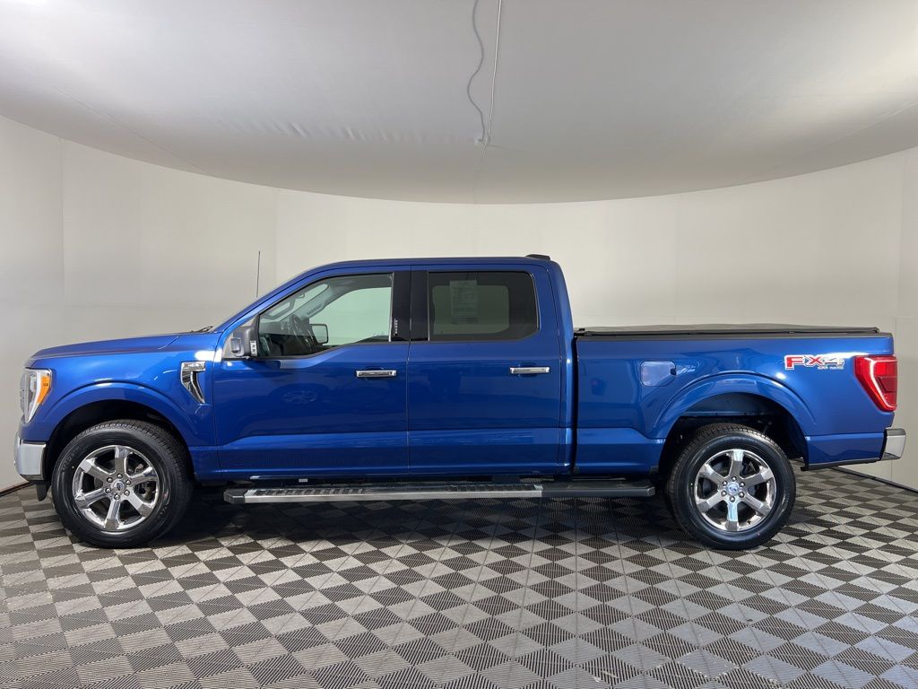 Used 2022 Blue Ford XLT image 8