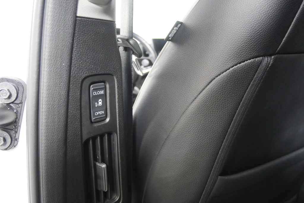 Thumbnail: 2022 Honda Odyssey - 19