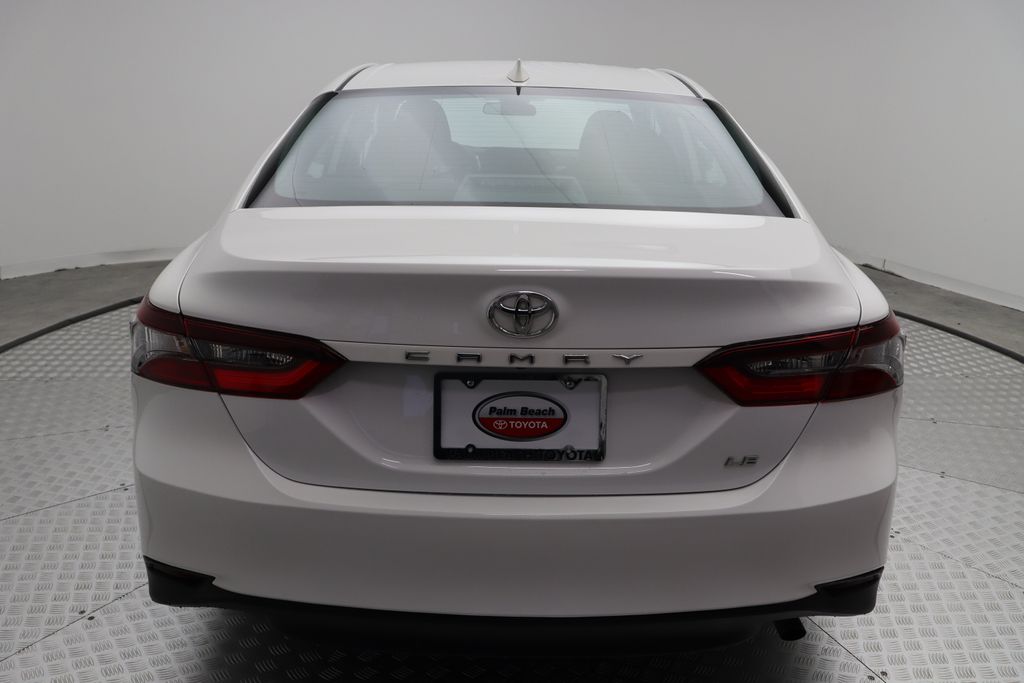 2024 Toyota Camry LE 10