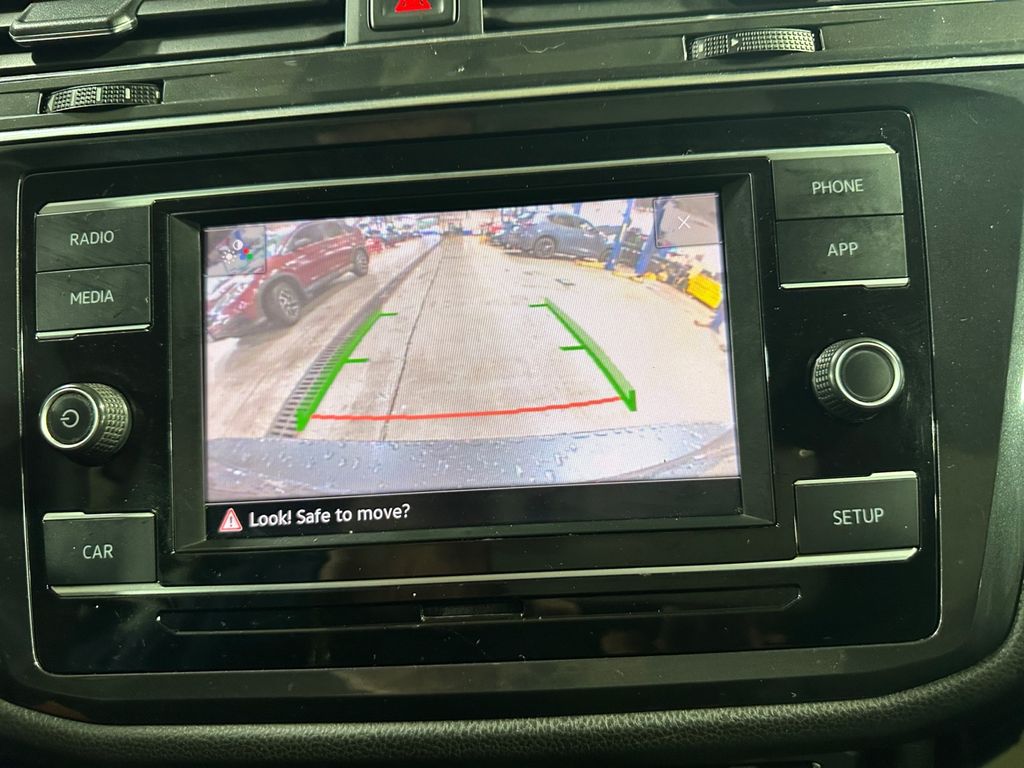 2019 Volkswagen Tiguan 2.0T S photo
