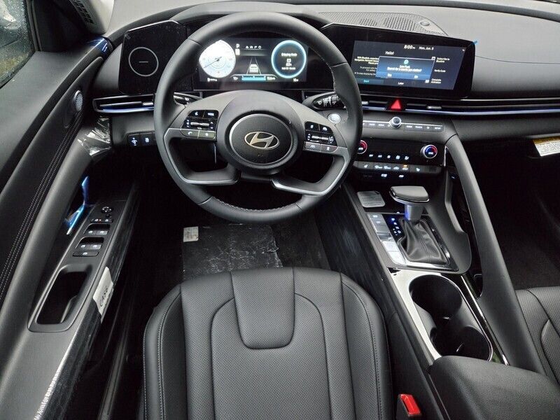2026 Hyundai Elantra - $27,620