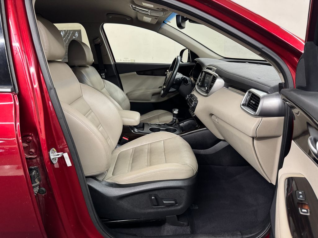 2019 Kia Sorento EX