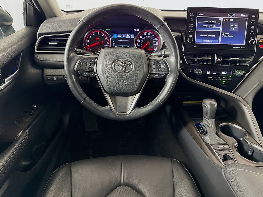 Thumbnail: 2021 Toyota Camry - 23