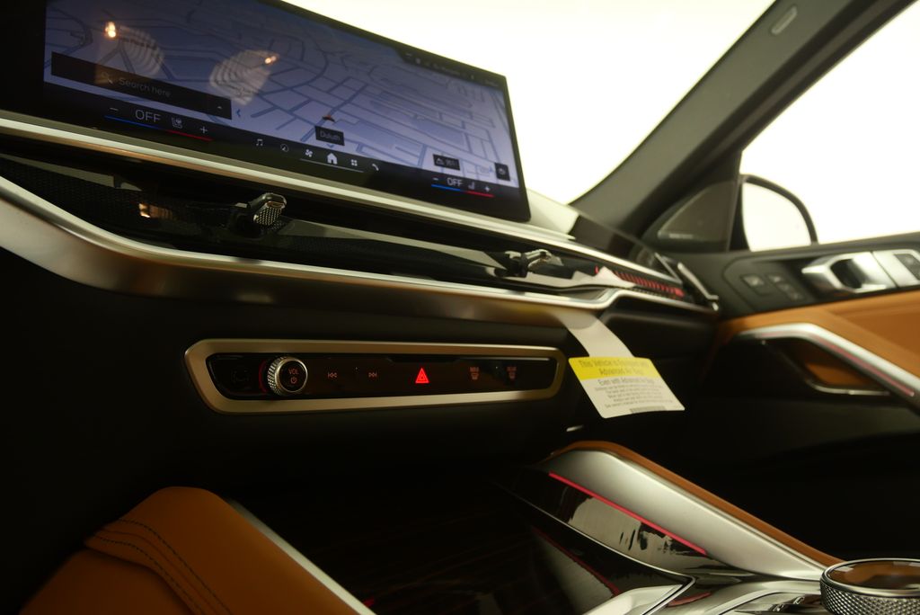 Thumbnail: 2027 BMW X6 - 19