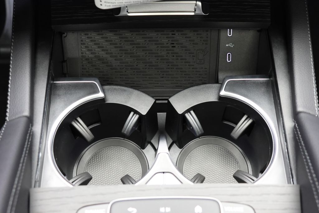 Thumbnail: 2026 Mercedes-Benz GLE - 28