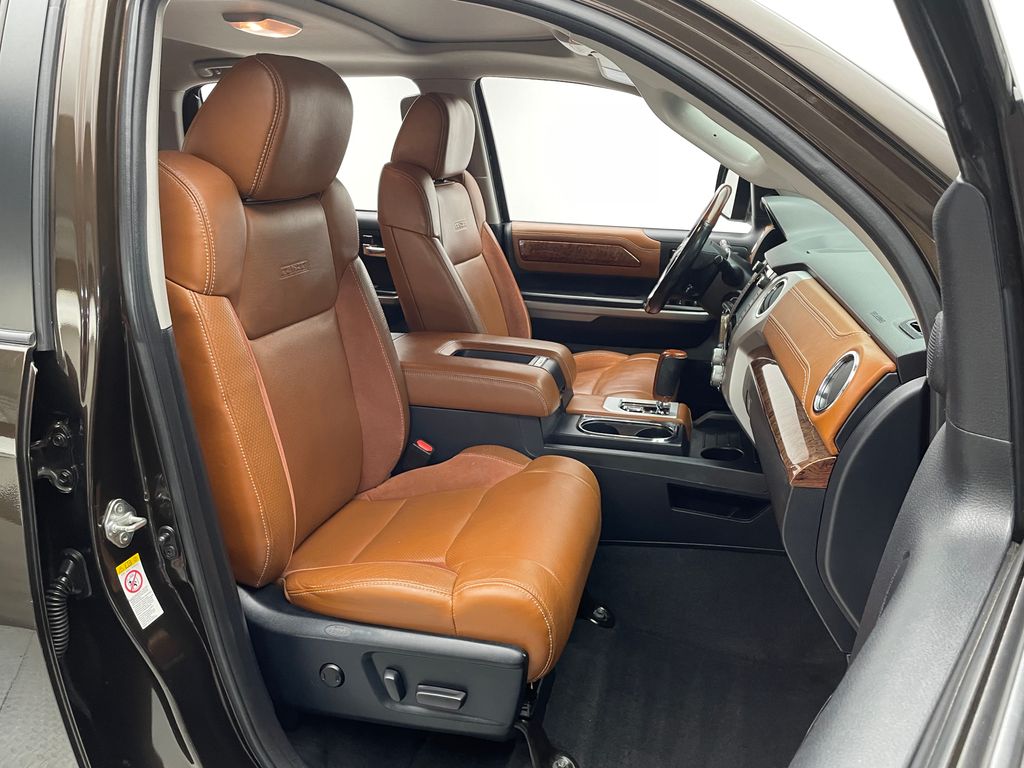 Thumbnail: 2018 Toyota Tundra - 18